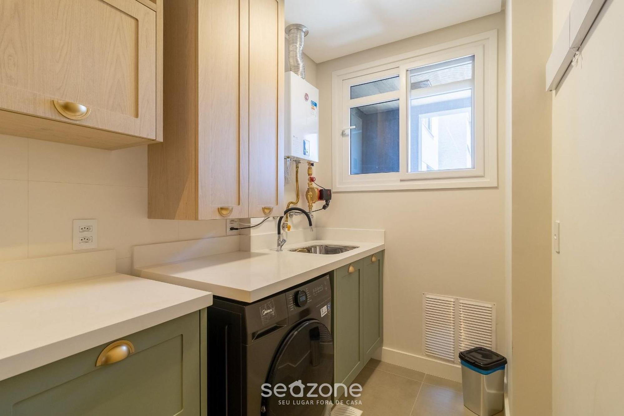 Apartment Cond. Do Em Jurere - Vlo *